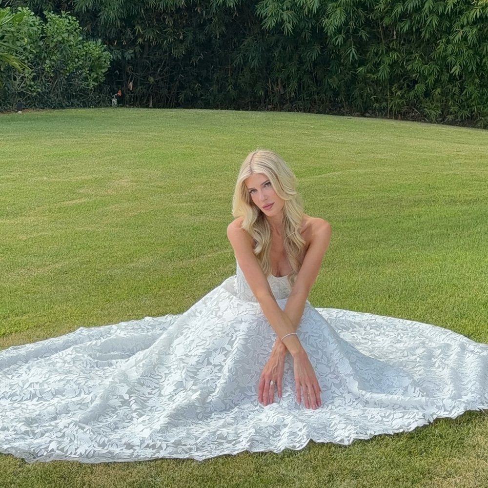 Lee Petra Grebenau Belle Wedding dress